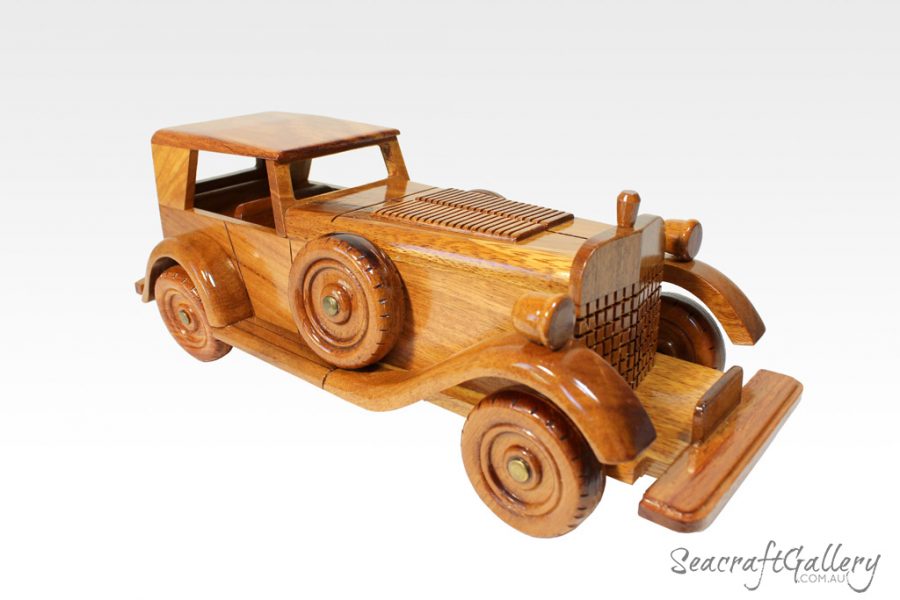 Other handcrafted wooden models | Steering Wheel & anchor clock